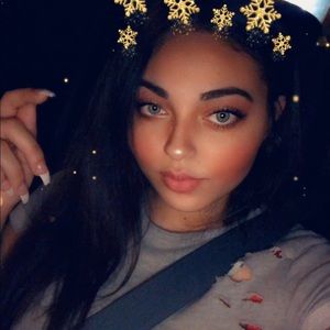 Meet your Posher, Cora